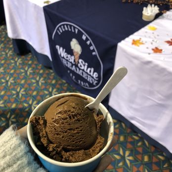 West Side Creamery - Ice Cream & Frozen Yogurt Near Me - Acton, Massachusetts
