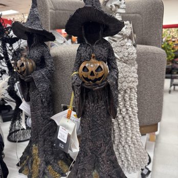 HomeGoods - Halloween decor - Rugs Near Me - Kansas City, Kansas HomeGoods - Halloween decor - Rugs Near Me - Kansas City, Kansas