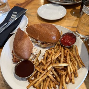 Crown Republic Gastropub - Smoked chicken sandwich with blueberry barbecue sauce on the side and fries - Gastropubs Near Me - Cincinnati, Ohio