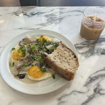 Façade Bakery - Bakeries Near Me - Coral Gables, Florida