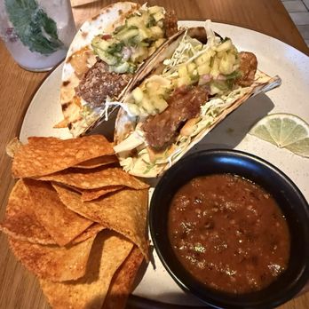Earls Kitchen + Bar - Fish tacos - New American Near Me - Fort Lauderdale, Florida