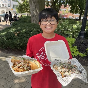 The Colonial Grill - Colonial Cheese Steak and steak n fries - Food Trucks Near Me - Morristown, New Jersey The Colonial Grill - Colonial Cheese Steak and steak n fries - Food Trucks Near Me - Morristown, New Jersey