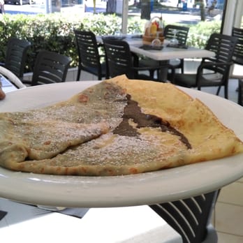 Croisette Corner - Crepe chocolat - French Near Me - Cannes, 06 Croisette Corner - Crepe chocolat - French Near Me - Cannes, 06