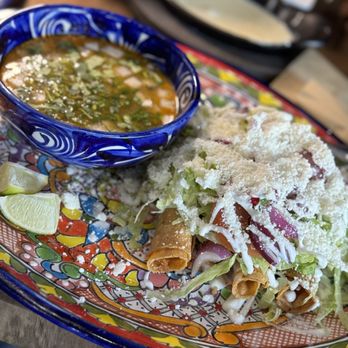 Santo Cielo - Dorado tacos - DJs Near Me - Atlanta, Georgia