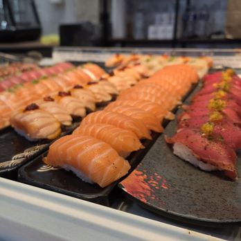 FOB Poke Bar - Sushi - Sushi Bars Near Me - Tukwila, Washington