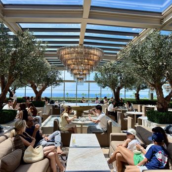 RH Ocean Grill at RH Newport Beach - Seafood Near Me - Newport Beach, California RH Ocean Grill at RH Newport Beach - Seafood Near Me - Newport Beach, California