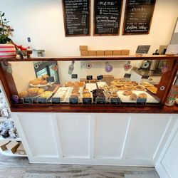 The Sweet Elephant Bake Shop - Scones, brownies, bars, whoopie pie, croissants, cinnamon roll, and crumbles.