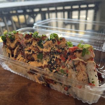 T8ste Buds - Spicy-Tuna-San sushi sandwich - Sushi Bars Near Me - Waianae, Hawaii
