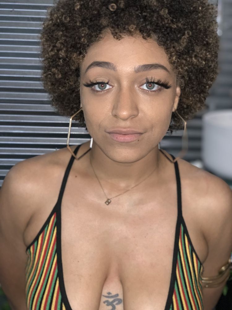 PrincessJ Slay MUA Logo