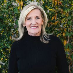 Kelli Grant Group Re/Max Fine Properties - Kelli Grant, CLHMS, RSPS, CREN, EPRO