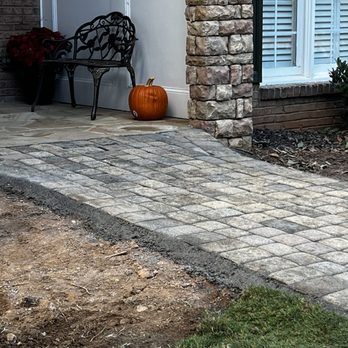 Graceful Gardens - We LOVE the ramp from the driveway to the front porch! - Landscape Architects or Designers Near Me Graceful Gardens - We LOVE the ramp from the driveway to the front porch! - Landscape Architects or Designers Near Me
