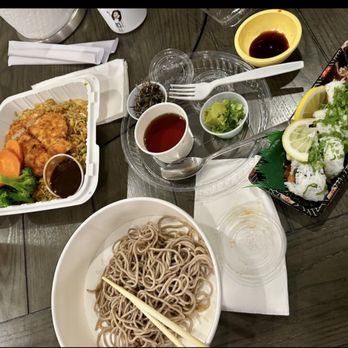 Teri Cafe - Tyler's special - Chicken Cutlet Chicken Curry Fried Rice, Cold Soba Noodles, Spicy Tuna Roll - Sushi Bars Near Me - Oceanside, California