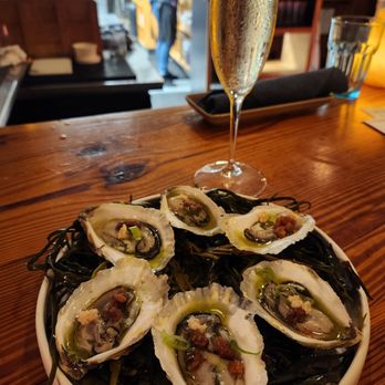 Water Street Kitchen - Oysters with duck crackling - Bars Near Me - Woods Hole, Massachusetts