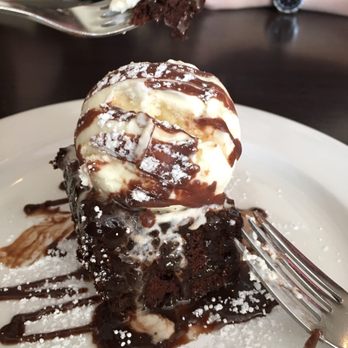 Di Bella - Beownie a la Mode; YUMM!! - Italian Near Me - Athlone, WH