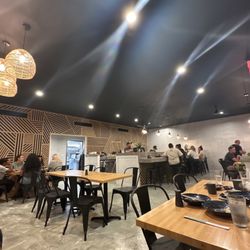 Umi Sushi - Restaurant