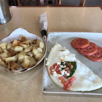 First Watch - Healthy turkey omelette with side of potatoes instead of bread - Breakfast & Brunch Near Me - University Heights, Ohio First Watch - Healthy turkey omelette with side of potatoes instead of bread - Breakfast & Brunch Near Me - University Heights, Ohio