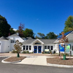 Mass Audubon Broad Meadow Brook Wildlife Sanctuary - Welcome center was closed during our Monday visit.