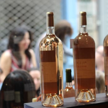 La Bouteille sur la Table - Wine Bars Near Me - Paris, 75