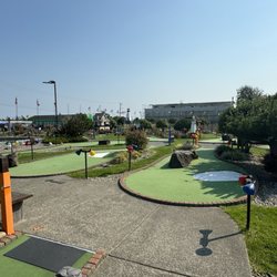 Fun Beach Mini Golf