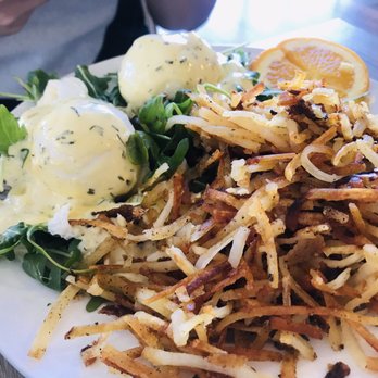 Shorehouse Kitchen - Benedict with hash brown - Coffee & Tea Near Me - La Jolla, California