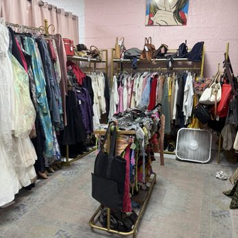 Oddballs Nifty Thrift - Thrift Stores Near Me - Oakland Park, Florida