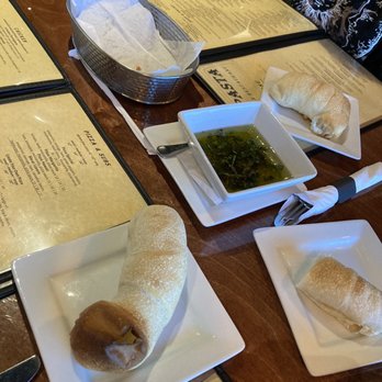 Casa Pasta - Bread - Get it! - Italian Near Me - Helotes, Texas