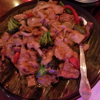 Sun's Thai Food - Drunken Noodle - Thai Near Me - Las Vegas, Nevada