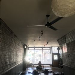 Solid Gold Yogi - Soundbath
