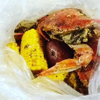 Ugly Crab - Seafood Near Me - Avon, Indiana
