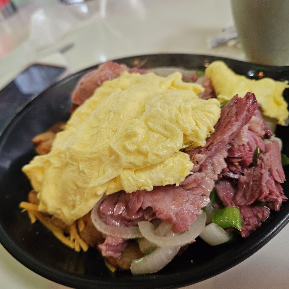 Downtown Diner - Yummy, build your own skillet - Diners Near Me - Celebration, Florida Downtown Diner - Yummy, build your own skillet - Diners Near Me - Celebration, Florida
