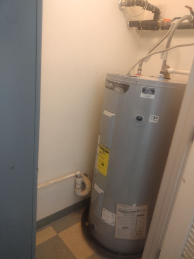 Slide of Sciarrotta's maintenance services