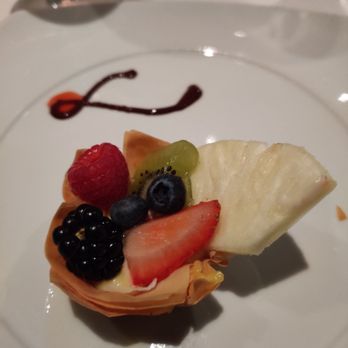 Celebrity Summit - Fruit tart - Travel Services Near Me - San Juan, Puerto Rico