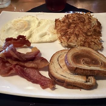 Early Bird Breakfast Pub - Bacon Crackleberry - Breakfast & Brunch Near Me - Springfield, Missouri Early Bird Breakfast Pub - Bacon Crackleberry - Breakfast & Brunch Near Me - Springfield, Missouri