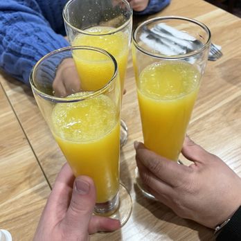 Broken Yolk Cafe - Mimosas - American Near Me - Glendora, California
