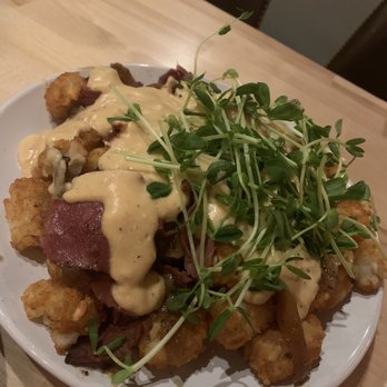 Barley Mow - Pastrami Tots - Beer, Wine & Spirits Near Me - West Reading, Pennsylvania