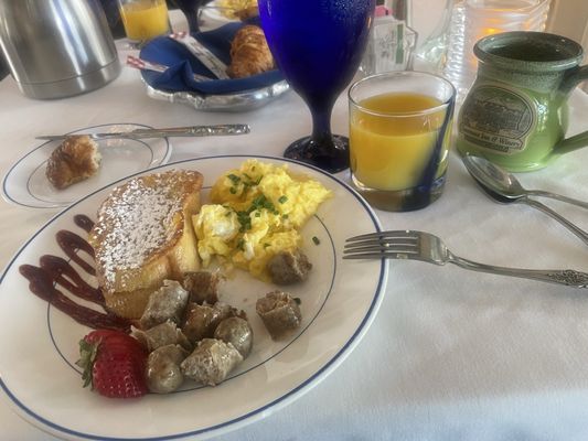 Claremont Inn & Winery by null