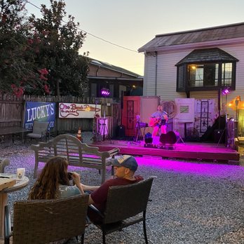 Mississippi Ale House - Live music in the back patio - Beer Bar Near Me - Olive Branch, Mississippi Mississippi Ale House - Live music in the back patio - Beer Bar Near Me - Olive Branch, Mississippi