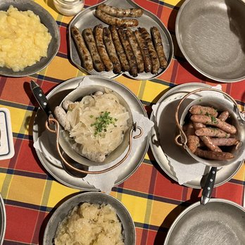 Bratwursthäusle - These brats wurst was bomb!!!! Y'all need to check this out it is fire. Next time I'm in Germany I'll be back!!!' - German Near Me - Nuremberg, BY
