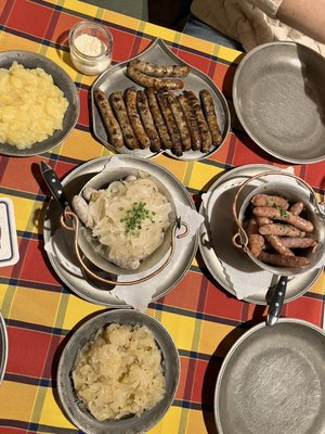 Bratwursthäusle by null