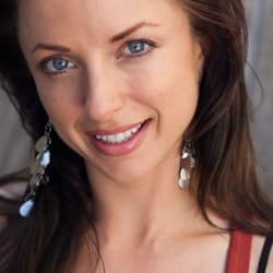 Kukhahn Yoga - Angela Kukhahn yoga teacher at Yogaworks, Yogis Anonymous and private instruction