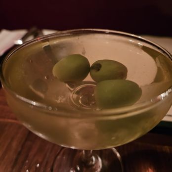Jr and Son - Dirty martini - Italian Near Me - Brooklyn, New York