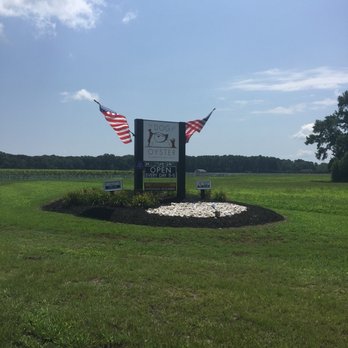 The Dog And Oyster Micro-Vineyard - Wineries Near Me - Irvington, Virginia