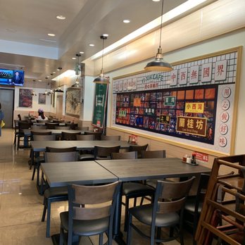 Yi Xin Cafe - Interior - Hong Kong Style Cafe Near Me - Honolulu, Hawaii Yi Xin Cafe - Interior - Hong Kong Style Cafe Near Me - Honolulu, Hawaii