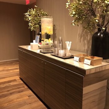 Four Seasons Toronto - Gym - Hotels Near Me - Toronto, Ontario Four Seasons Toronto - Gym - Hotels Near Me - Toronto, Ontario