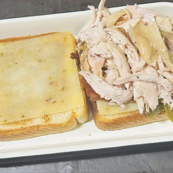 Texas Smoking Guns - Smoked chicken sandwich on Texas toast - Steakhouses Near Me - Eufaula, Alabama Texas Smoking Guns - Smoked chicken sandwich on Texas toast - Steakhouses Near Me - Eufaula, Alabama