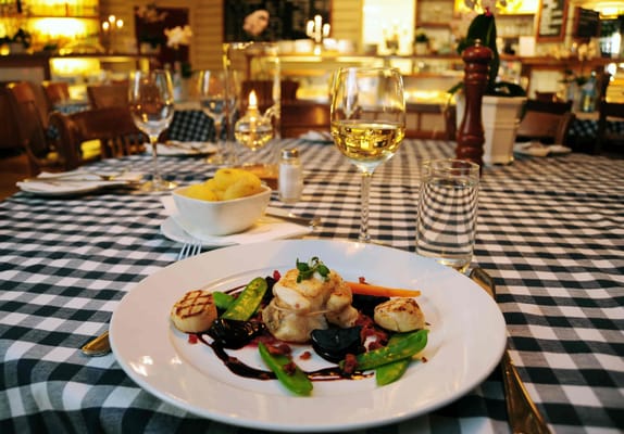 Lisa Elmqvist by null