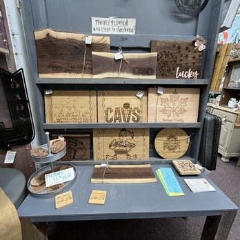 The Nest - Cool cutting boards. Made to order? - Arts & Crafts Near Me - Chardon, Ohio