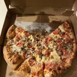Pizza was good soggy crust in the middle.