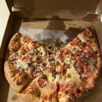Pizza City - Pizza was good soggy crust in the middle. - Pizza Near Me - Ranson, West Virginia