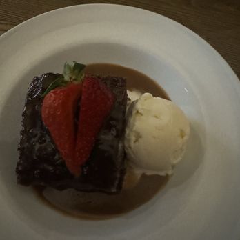 Hootananny - Sticky toffee pudding - Music Venues Near Me - Inverness, HLD Hootananny - Sticky toffee pudding - Music Venues Near Me - Inverness, HLD